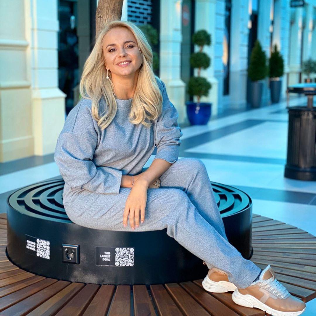 Все как я люблю: Лилия Ребрик восхитила нарядом со съемочного марафона в Праге